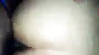 شاب يافع وجارته الناضجة في جنس صريح وقوي