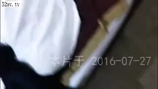العروس الخجولة تمارس الجنس المزدوج مع وندسور روز وصديقتها