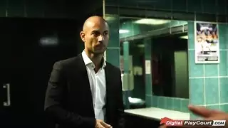 سامانثا بنتلي تشارك فرج صديقتها