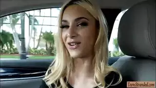 شقراء مزدوجة تأخذ شرج وحمل مني ضخم على الوجه