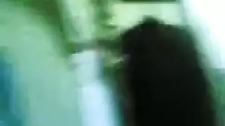 فتاة مصرية ذات أثداء مرتدة تأخذ جنس صعب إكس إكس إكس