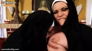 سكس سحاق مقدس: أنجلينا كاسترو تمارس الجنس بالأصابع في الكنيسة