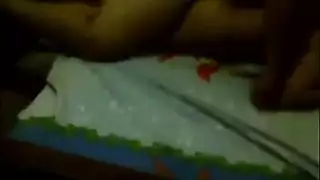 تحضر صاحبتها لتنيكها هيا وجوزها