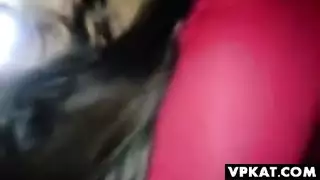وضعية الكلب المتخفي – قضيب طويل نحيف يملأ فتحتها الضيقة