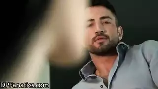 أكشن بالقبضتين على قضيب كبير