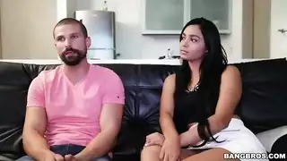 ينك صاحبته ذات الطيز اللاتينية الضخمة
