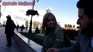 فتاة أوكرانية تلتقط من الشارع مقابل جنس قوي في الشقة