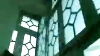 مداعبة فموية للثدي الهندي تجعلها تتوسل للركوب القوي