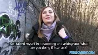العارضة التي تصورت جانب القدس عارية