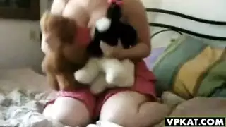 ضعف الحرارة: كس عربي وبزاز مغربية في استمناء بالألعاب