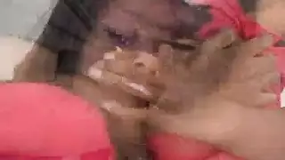 عاهرات إيبوني ممتلئات: مشهد نزول مزدوج وثدي هائل
