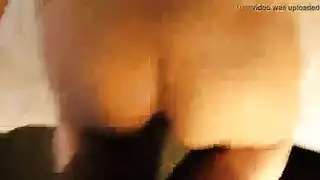 إباحية بقضيب هائل تناك عنيف بقضيب ضخم