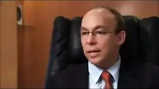 بنات سوريات يتمتعن بقوة في إدلب