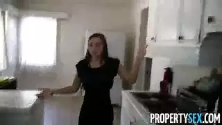 مؤخرة غريبة ضخمة تتعرض للصفع بقوة