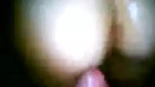 تتألم رغبة في أن تمتلئ بقضيب صلب