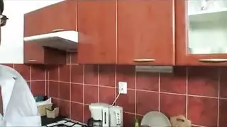 عاريات