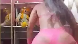 بورنو صريح في صرمان: جماع فموي عميق والمزيد