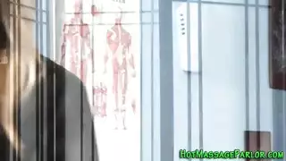 نويلي ايستون