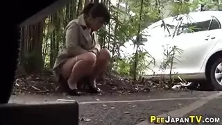 يربط بزوجها وضربها بعنف