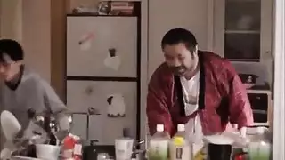 نجم إباحي من الكاميرون يأخذ عدة أزبار