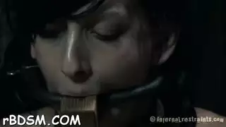 جماع بطيء وجنسي مع فتاة عارية واستثارة لفظية قذرة