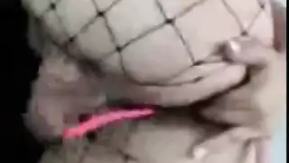فتاة متهورة تحصل على قذف داخلي