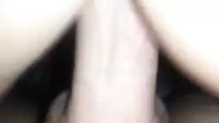 الفتاة الشقراء ليكسي بيل تجرب حزامًا مهبليًا وتحب الحركة الشرجية