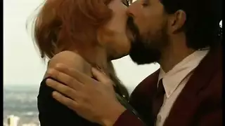 مثير الساخنة أحمر نوادي خنثى خنثى الديك ضخمة
