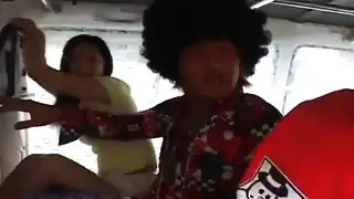 نكاح عصابة على الطريق الوعر بقضيب ضخم لا يمكن إيقافه