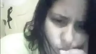 العاهرة القذرة تحب الحركة العنيفة