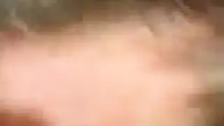 الهواة الجائعون للقضيب يستسلمون للاختراق المزدوج