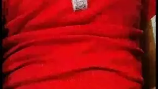 عاهرة قديمة في جلسة جماعية
