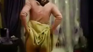 تسريب إكس إكس إكس: فتاة تركية تقدم مشهدًا صريحًا مع شاب عربي