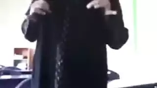 مشهد منفرد إباحي: تداخل الأصابع وأنين يصل لذروة شديدة
