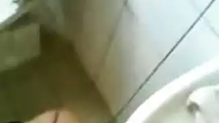 أم عربية في جنس شرجي: مؤخرة نارية إباحية