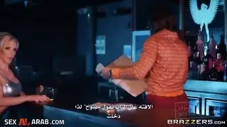 إباحية عالمية: لصّة شقية تتعرض لجماع شرجي في سرقة