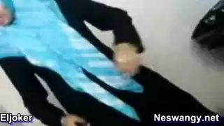 أفلام عربية إباحية: مشاهد جنسية صريحة وقوية