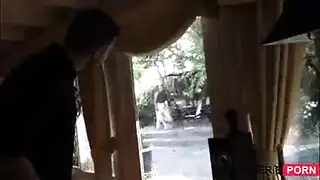 قحبة جسمها متغطي بالتاتو تتناك نيك مزدوج