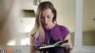 نيك امي مترجم ألأم ألمحتالة تسرق ألزب