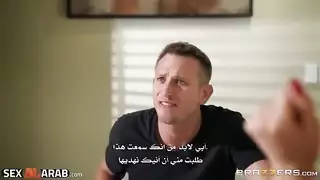 مشهد إباحي صريح: زوجة الأب تنيك ابن زوجها