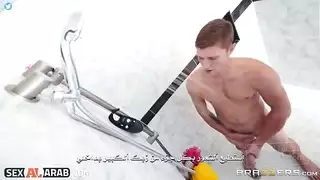 متعة ديلدو مزدوج مع صديقة ترتدي الكعب