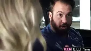 إنه يمارس الجنس مع أخت زوجته