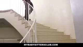 يشعر بالحياة عندما يكون داخل مهبلها