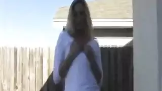 بنتين عريانين في حمام