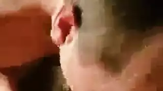ناضجة عهرة