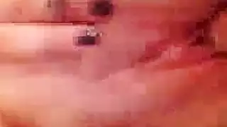 جليسة الأطفال الشقراء كبيرة الصدر تمارس الجنس مع قضيب رئيسها الكبير