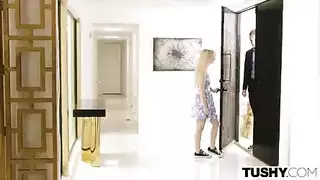 جنس حلمات ومداعبة أثداء قاسي