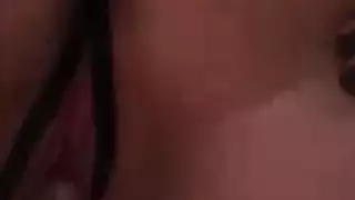 مشهد عادة سرية حصري مع عارضة رائعة الجمال