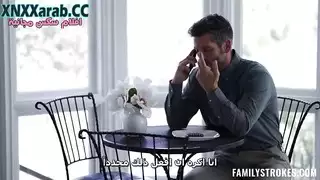 شقراء تتسلل وتصور مشهد غرفة نوم صريح لستيف داد