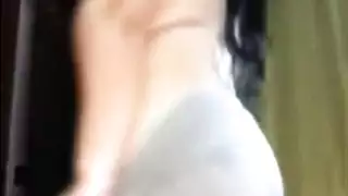 كامرأة شات سكس